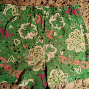 Girl short size 6